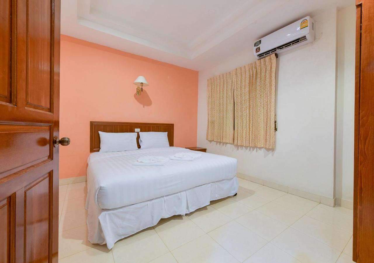 Sun & Beach Pattaya Exterior photo