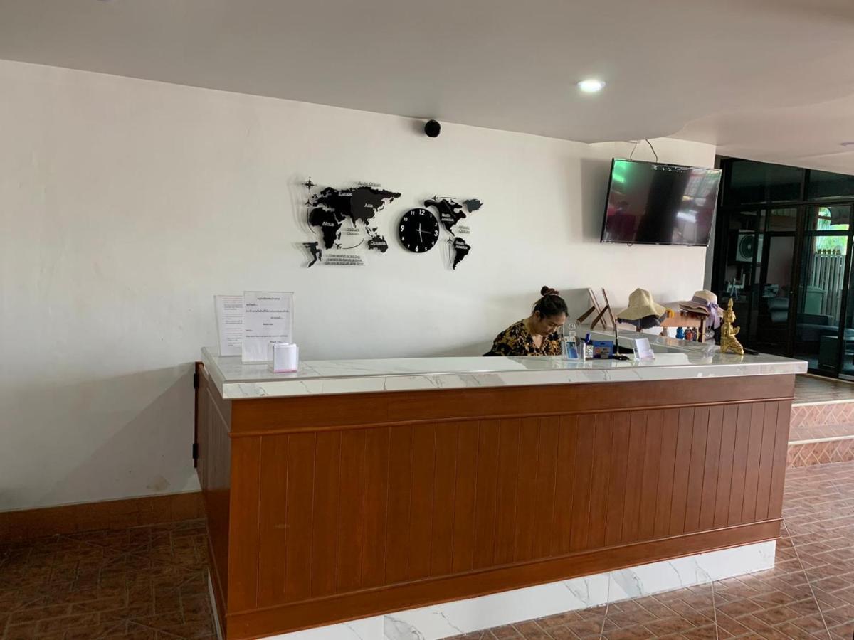 Sun & Beach Pattaya Exterior photo